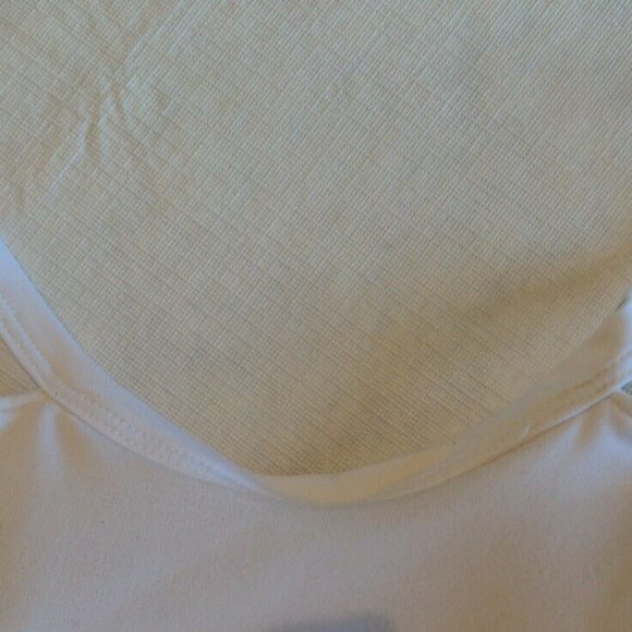 Mastectomy Camisole with Integrated Prosthetics, Medium w C Cup, NWT, White, Cut - Picture 6 of 8